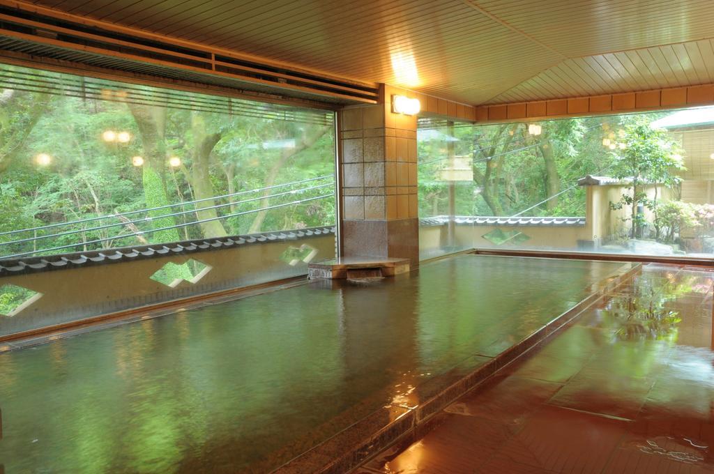 Yugawara Onsen Kawasegien Isuzu Hotel Atami  Exteriér fotografie