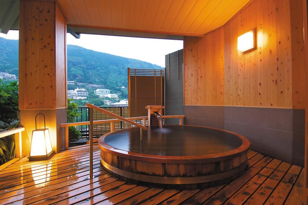 Yugawara Onsen Kawasegien Isuzu Hotel Atami  Exteriér fotografie