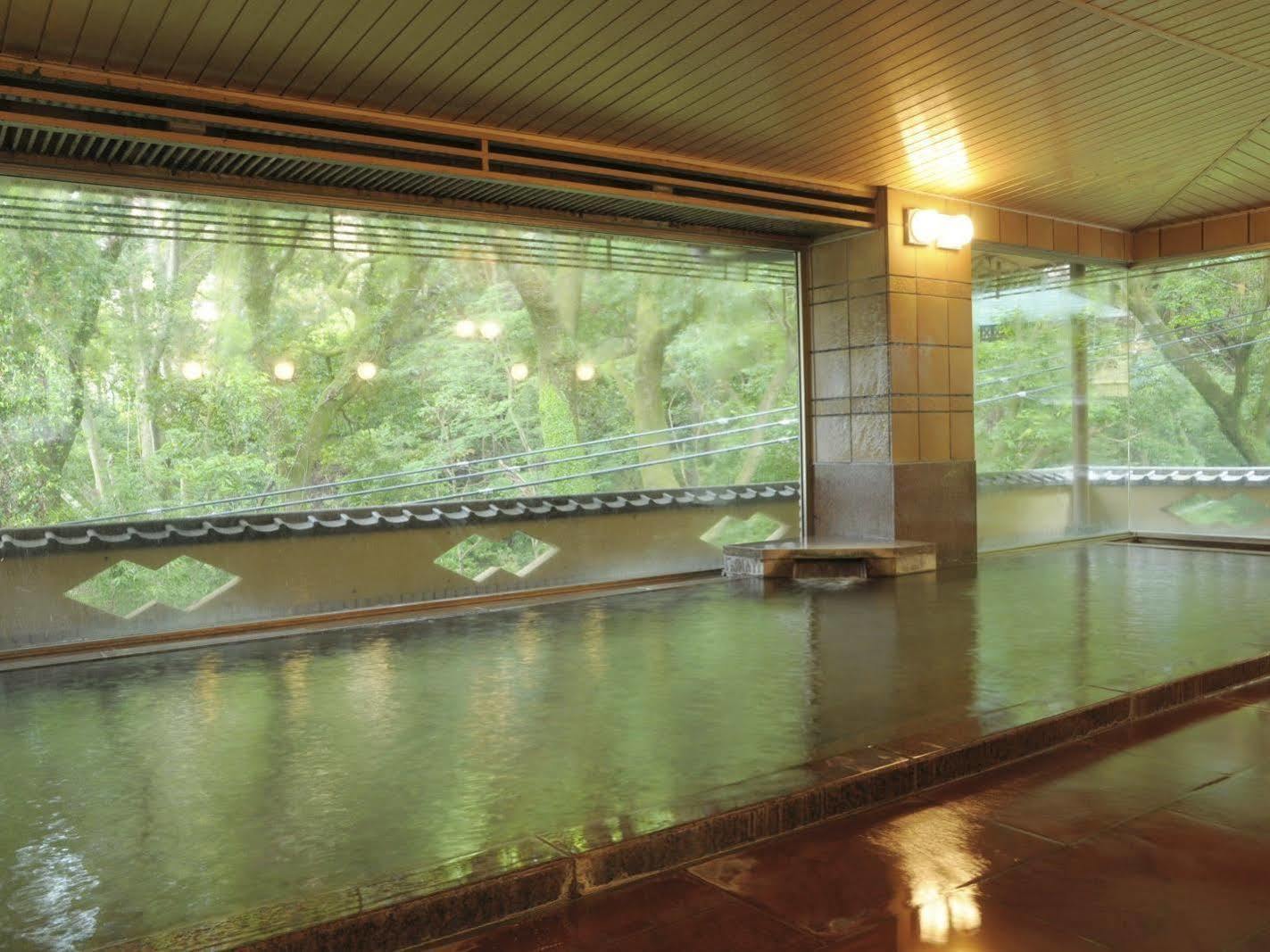 Yugawara Onsen Kawasegien Isuzu Hotel Atami  Exteriér fotografie